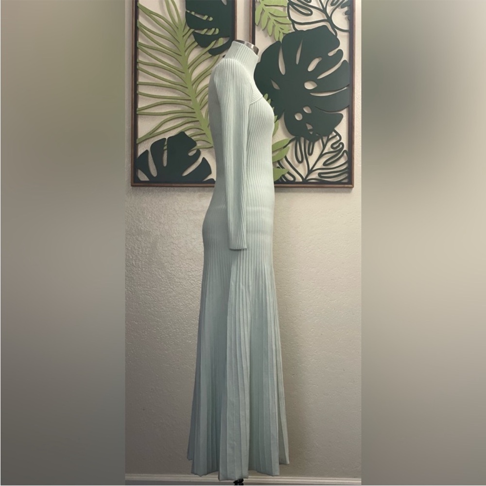 NWOT Light Mint knit midi dress Size Small - Picture 3 of 8